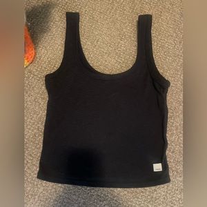 Vuori sunrise crop tank